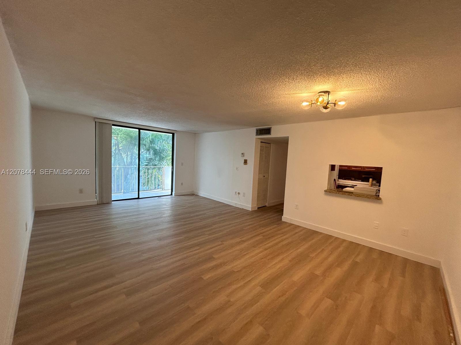 1673 Bay Rd # 405 — Photo 2