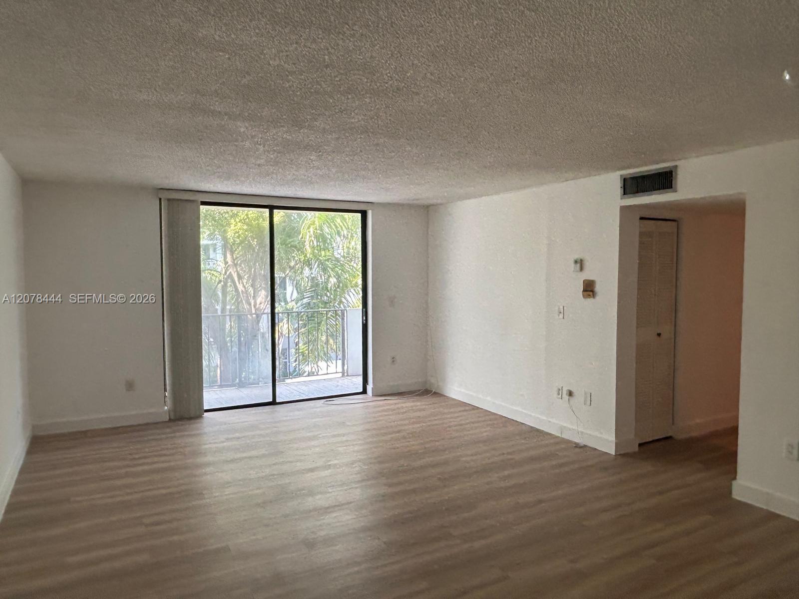 1673 Bay Rd # 405 — Photo 3