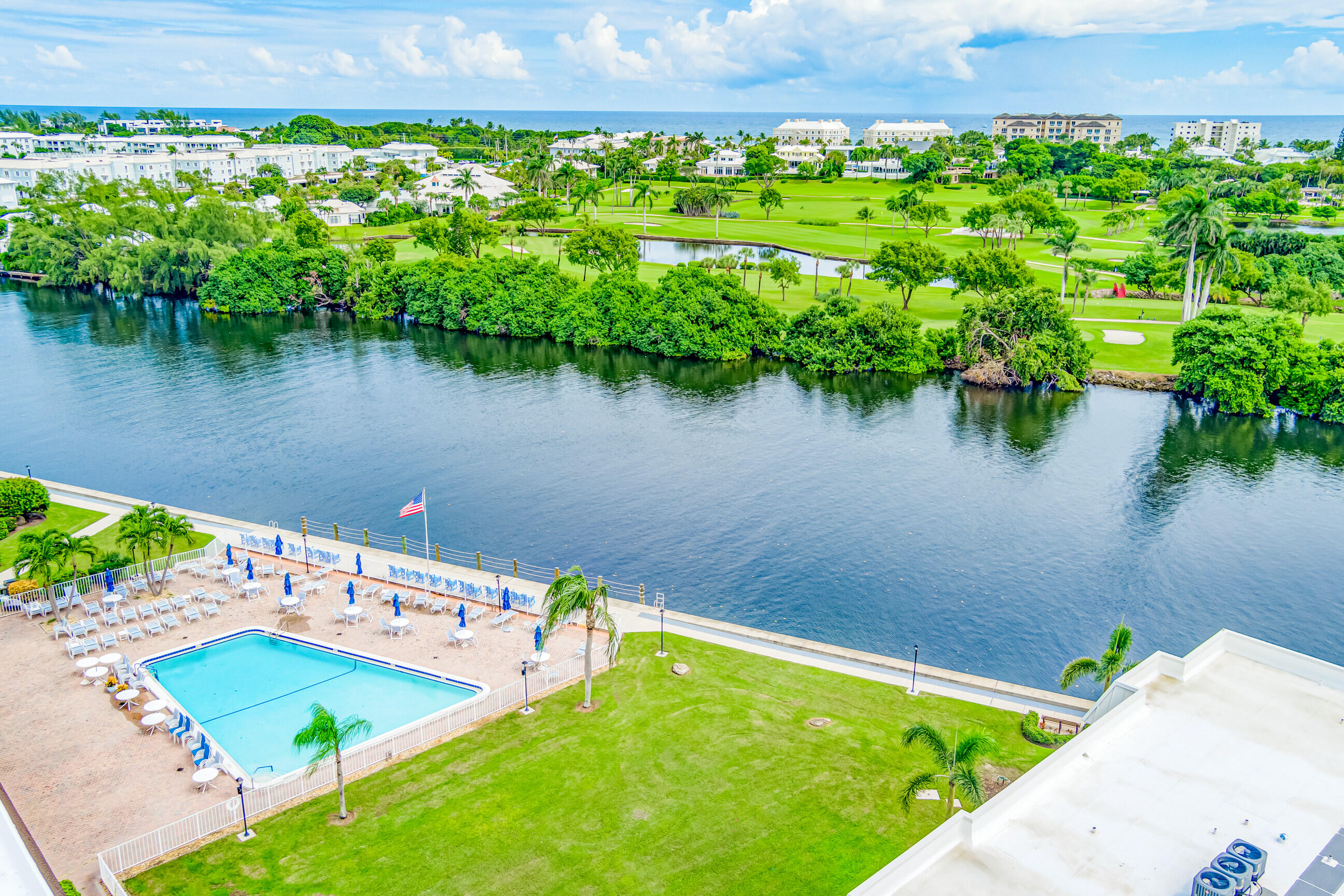 18 Colonial Club Drive # 203, Boynton Beach FL 33435