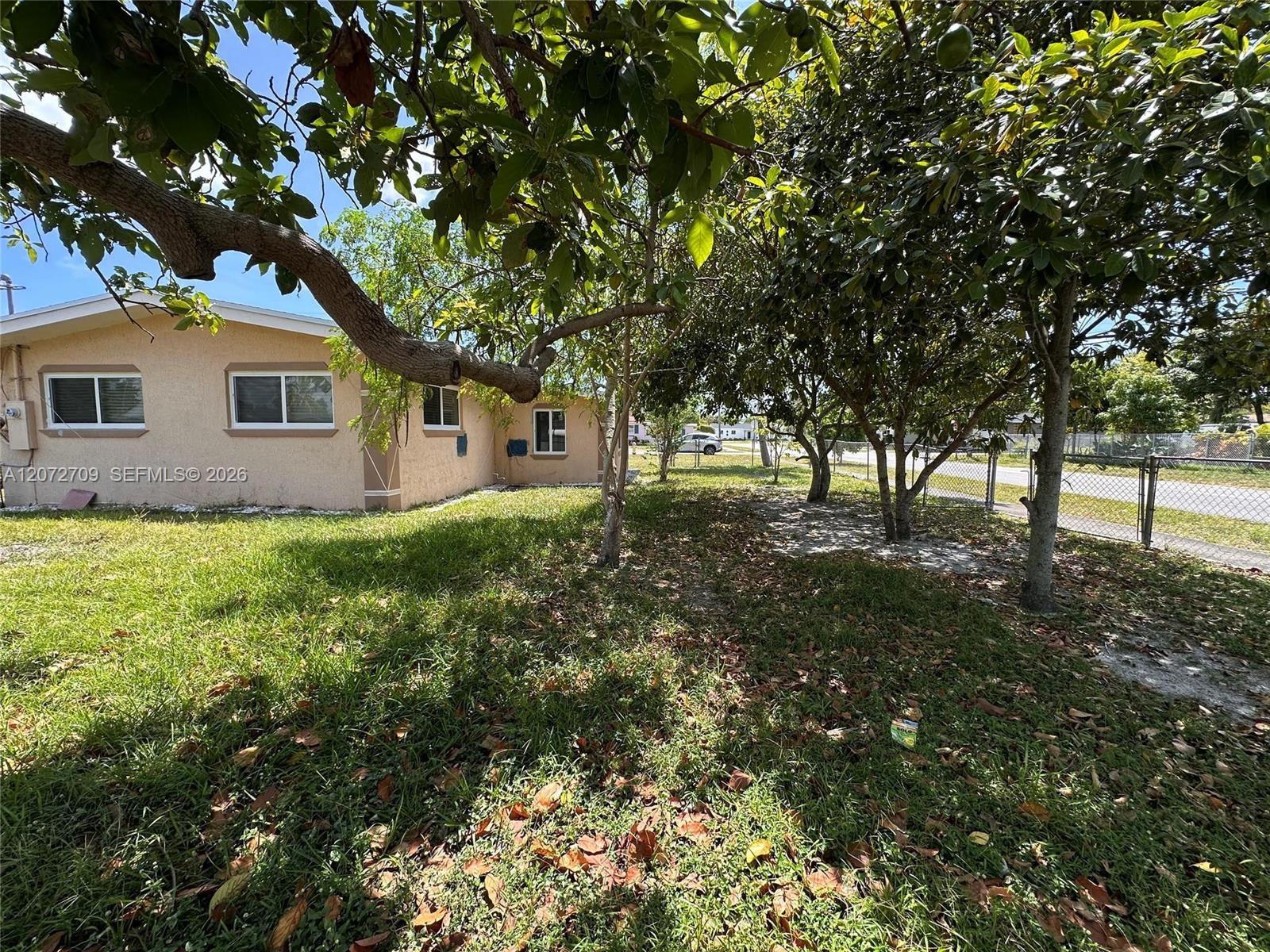 17150 NE 4th Pl — Photo 3