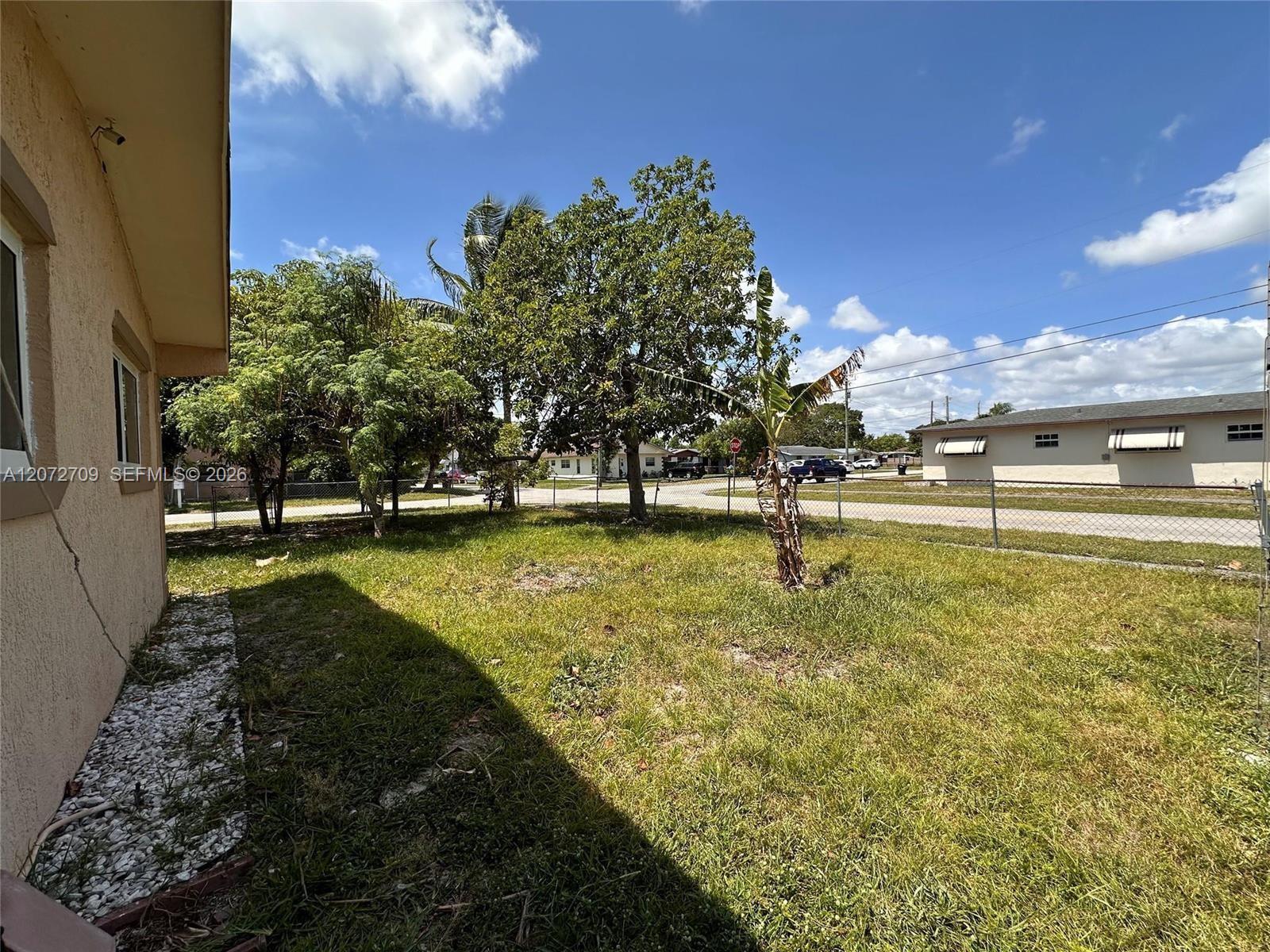 17150 NE 4th Pl — Photo 5
