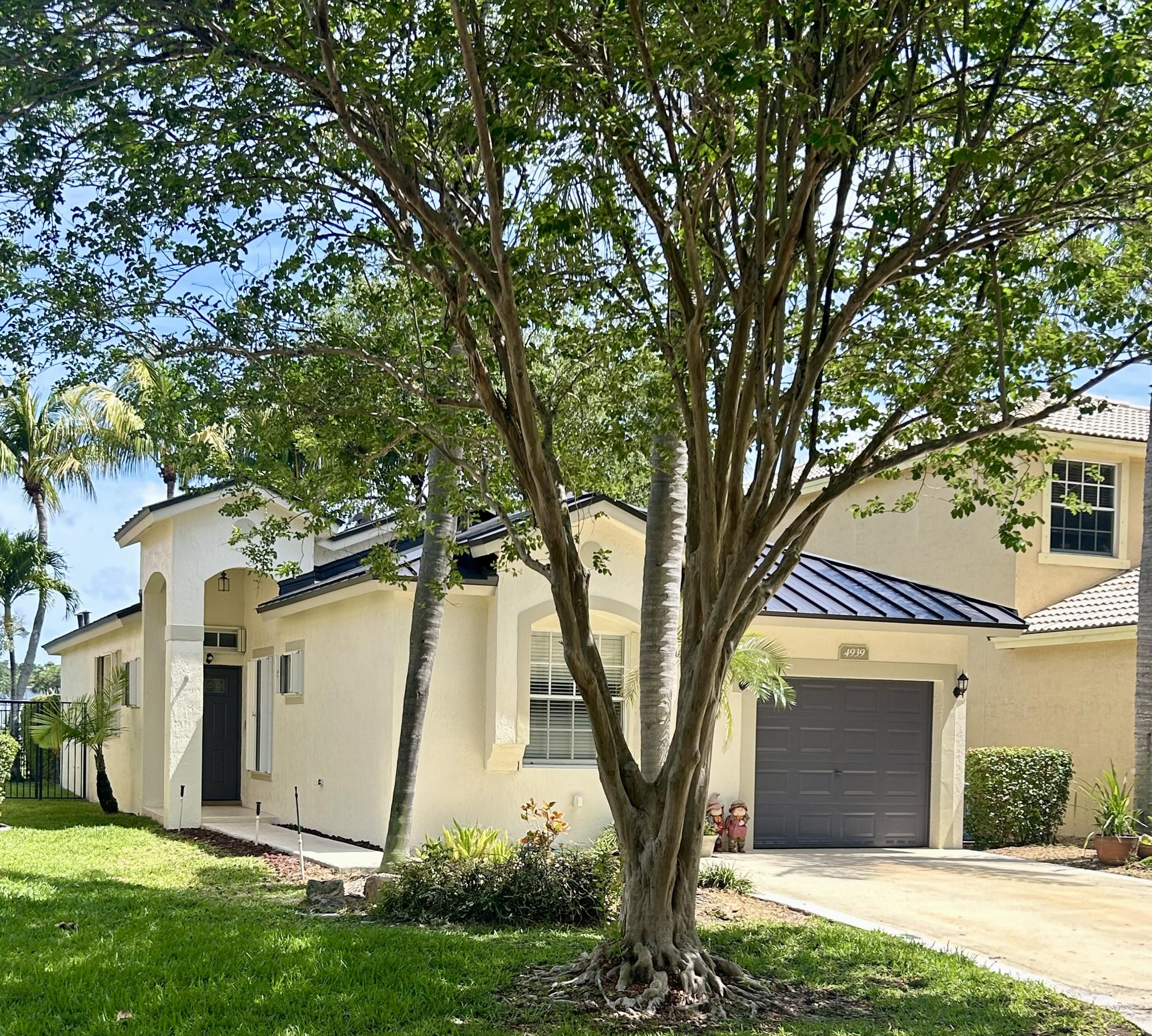 4939 Pelican Street, Coconut Creek FL 33073