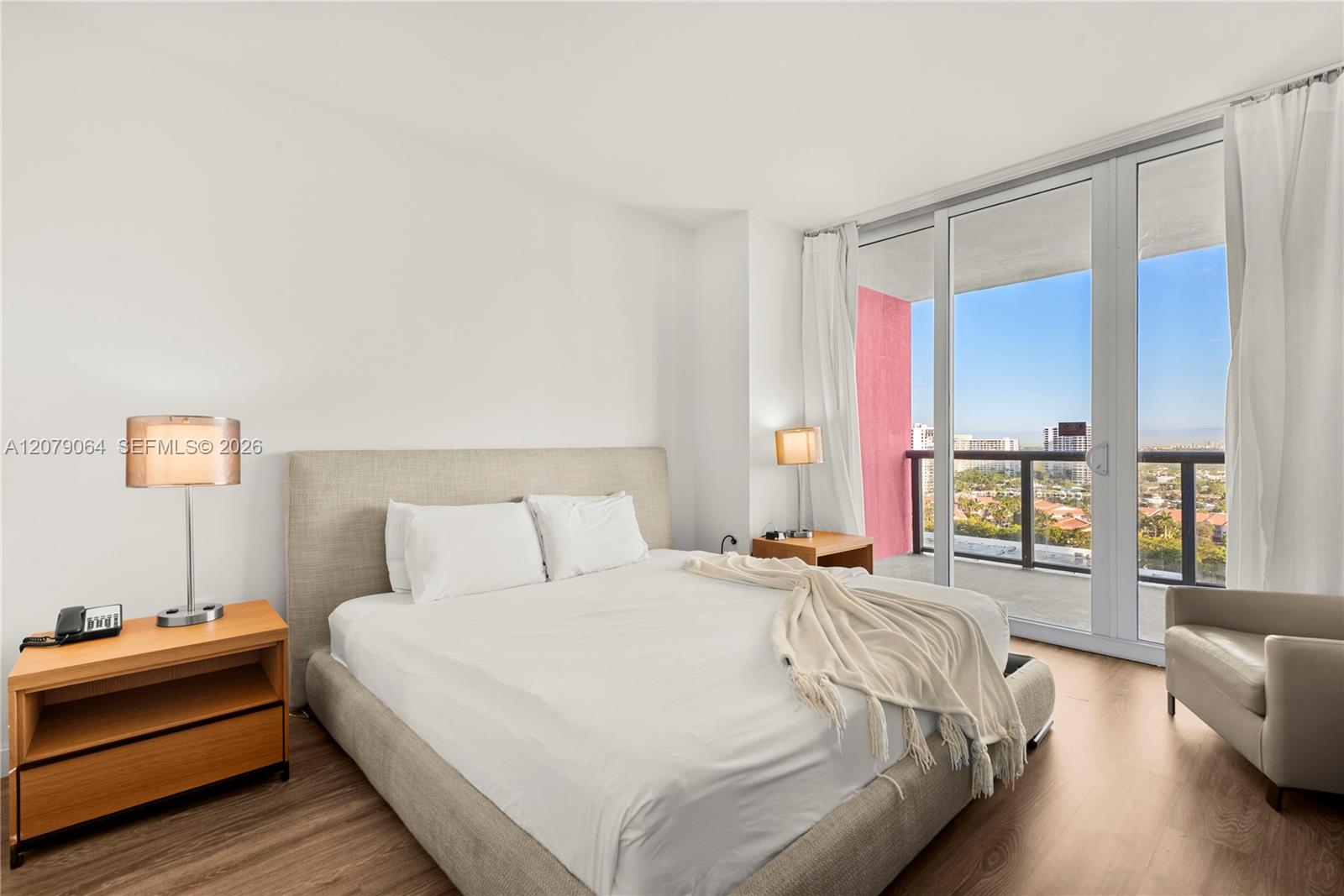 2602 E Hallandale Beach Blvd # R1806 — Photo 3