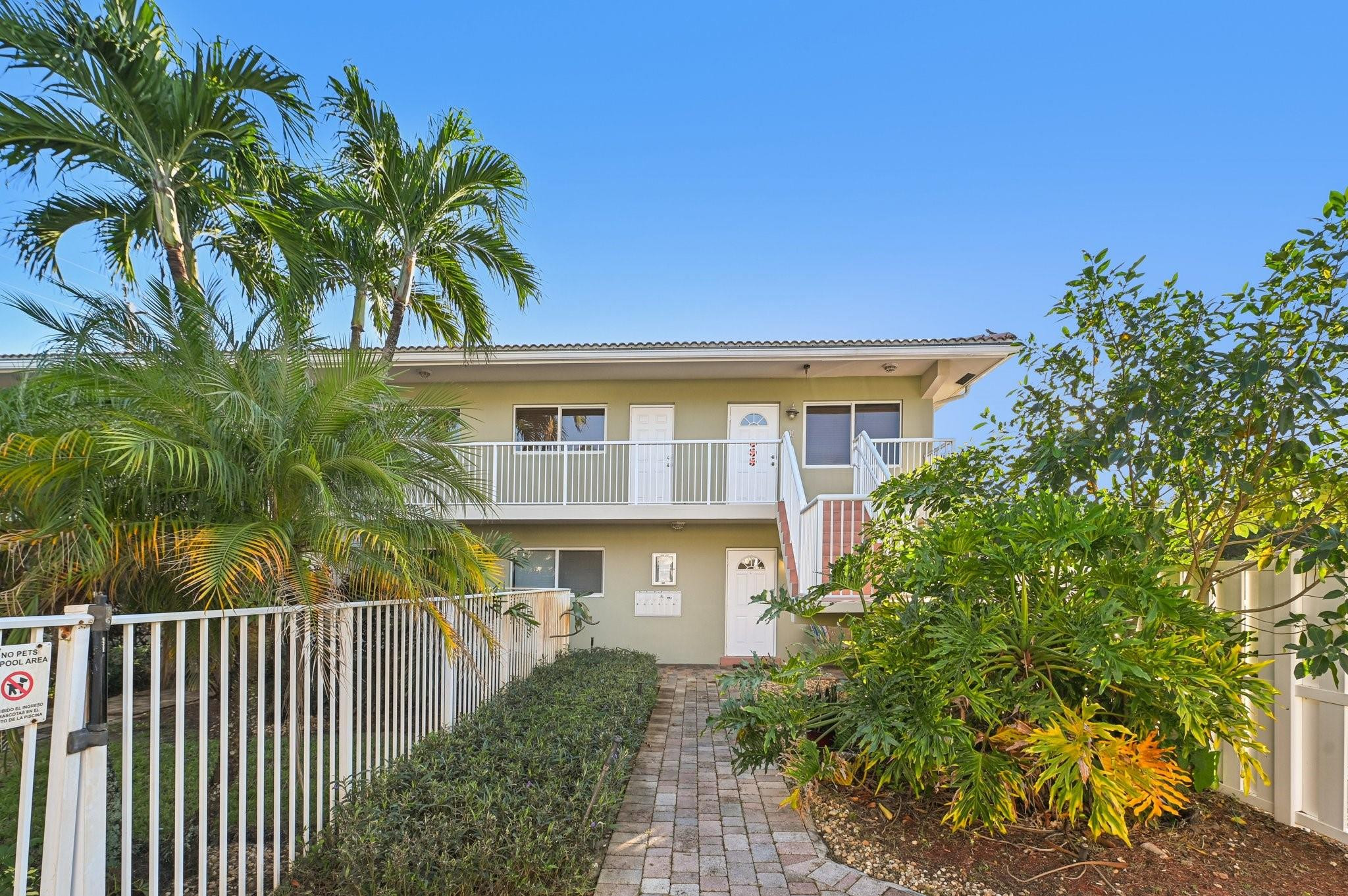 1424 Holly Heights Drive # 1, Fort Lauderdale FL 33304