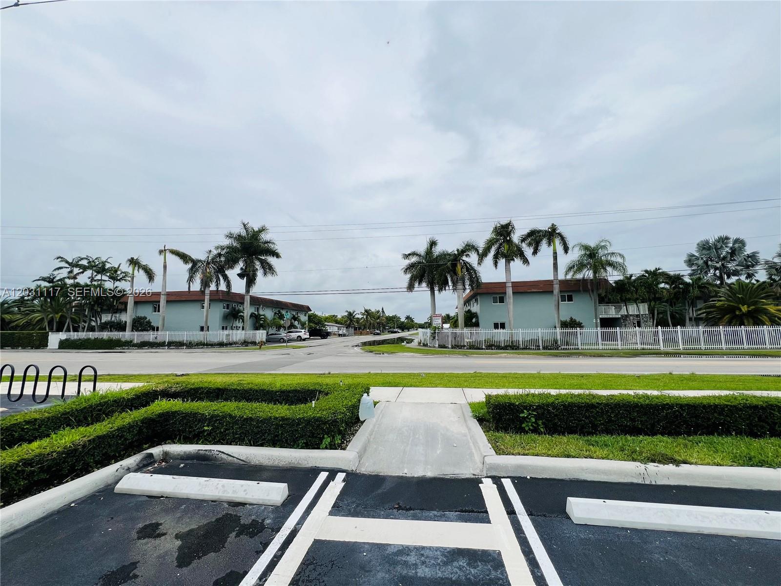 900 NE 18th Ave # 11, Homestead FL 33033