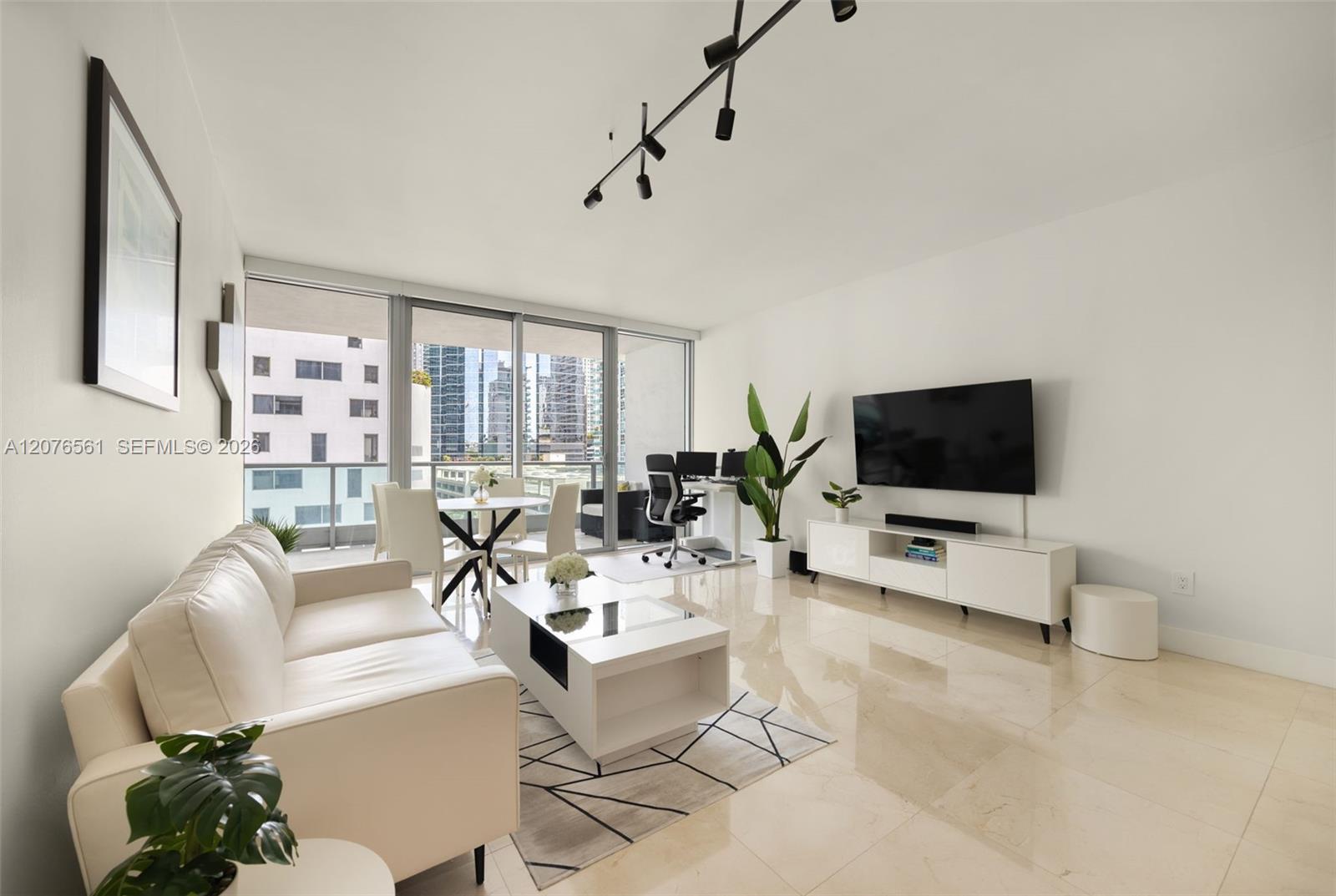 1331 Brickell Bay Dr # 904 — Photo 2