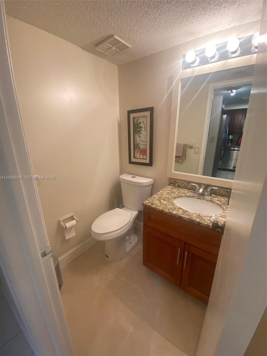11800 SW 80th St # 114 — Photo 3