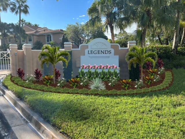 124 Legendary Circle, Palm Beach Gardens FL 33418