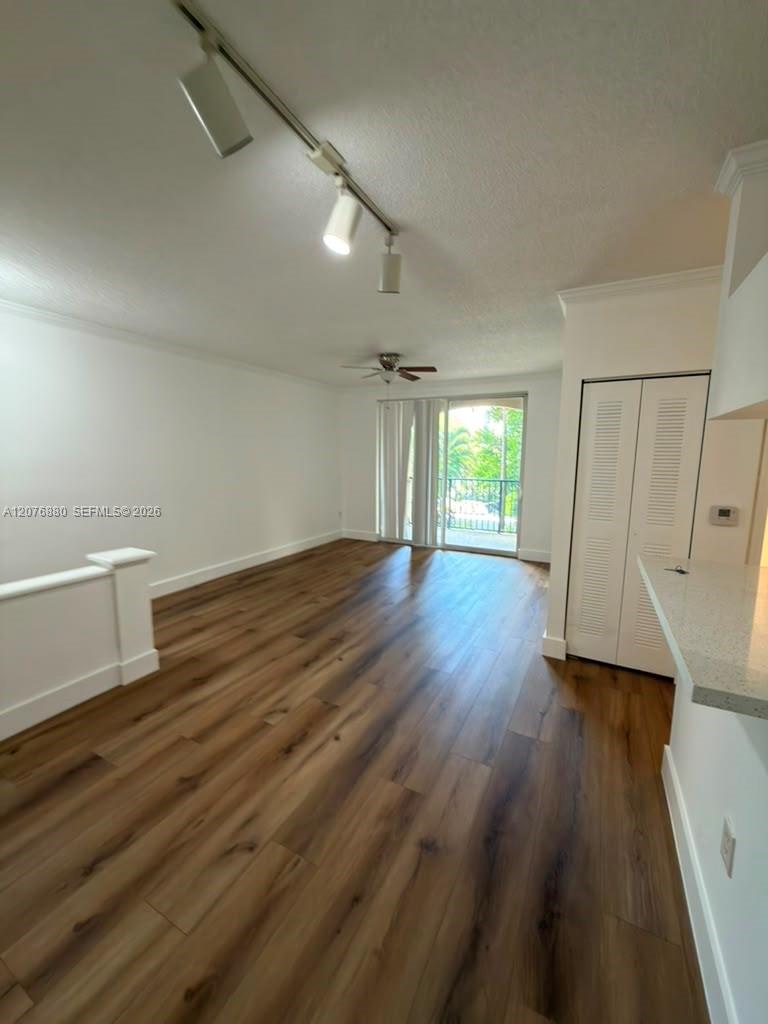 17145 N Bay Rd # 4202 — Photo 3