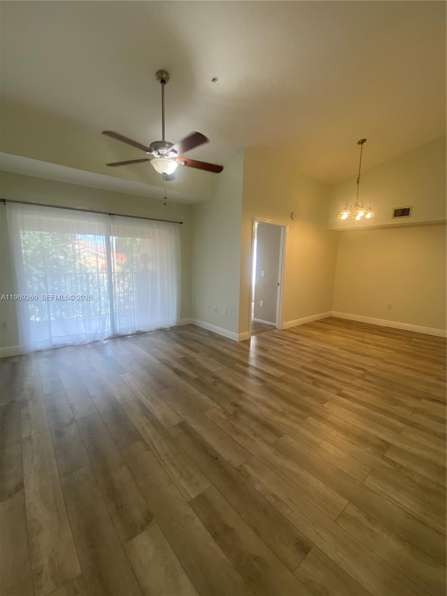 4081 San Marino Blvd # 303 — Photo 2