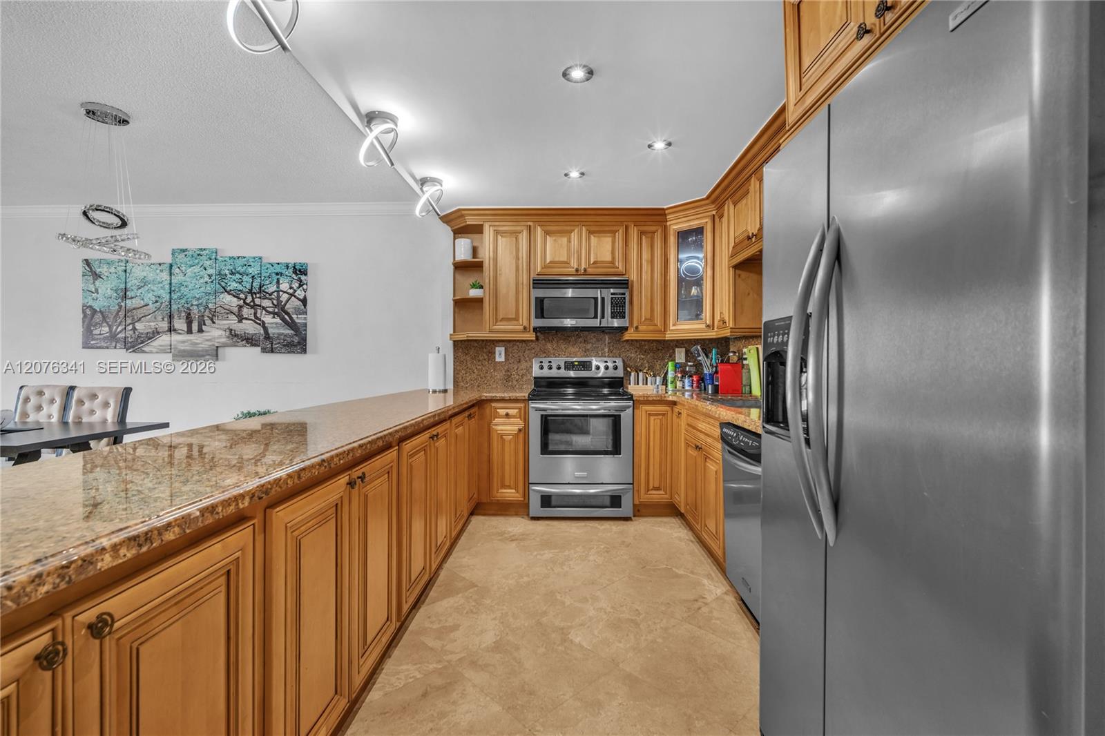 19370 Collins Ave # 919 — Photo 4