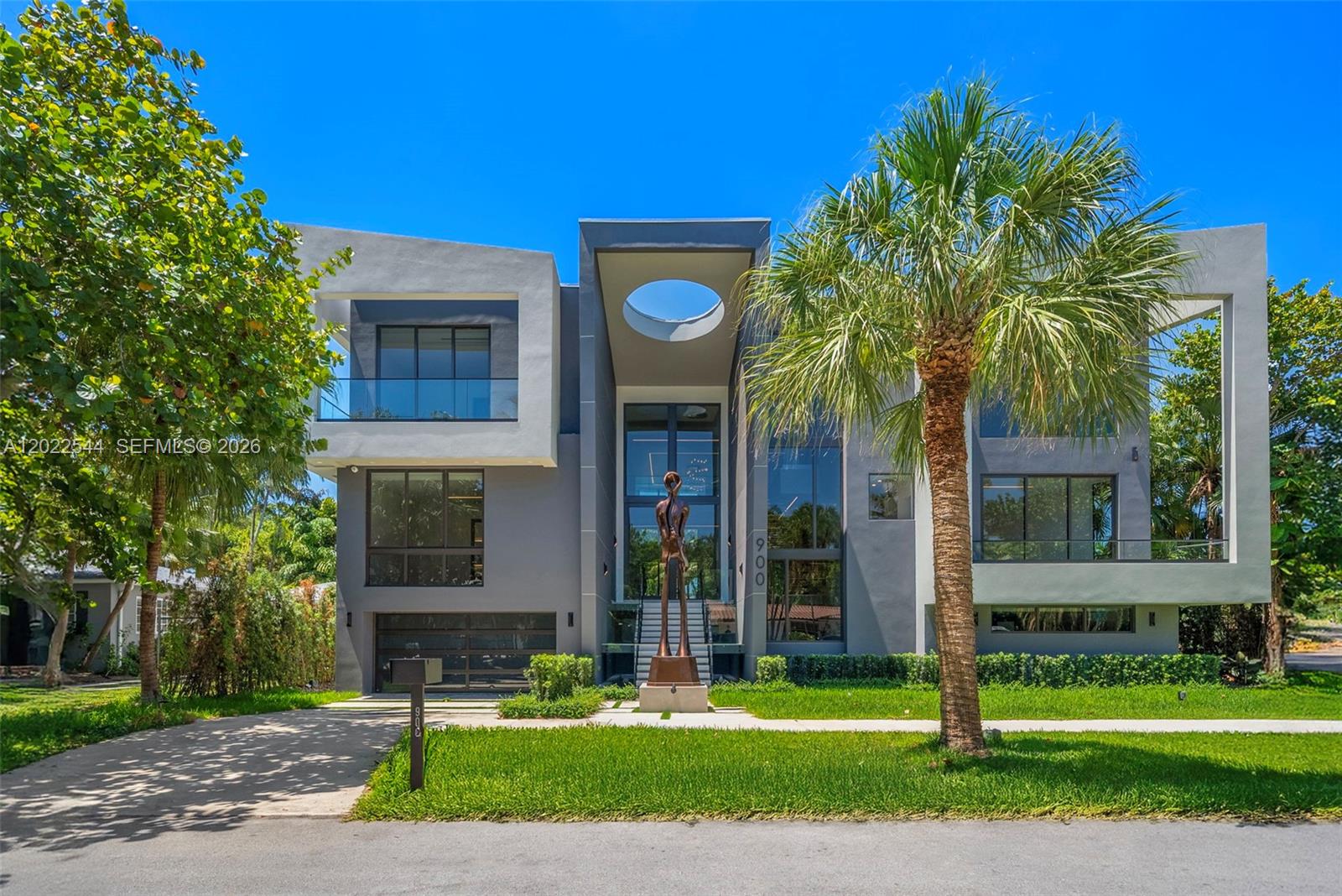 900 NE 75th St, Miami FL 33138