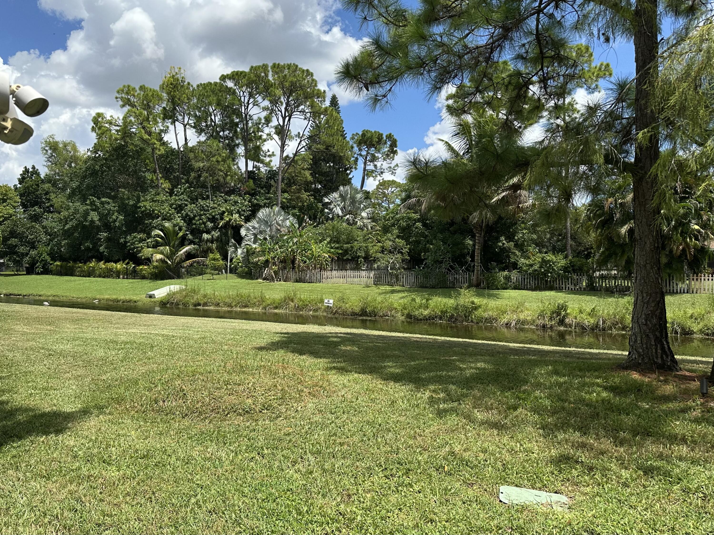 319 WOOD DALE Drive — Photo 5