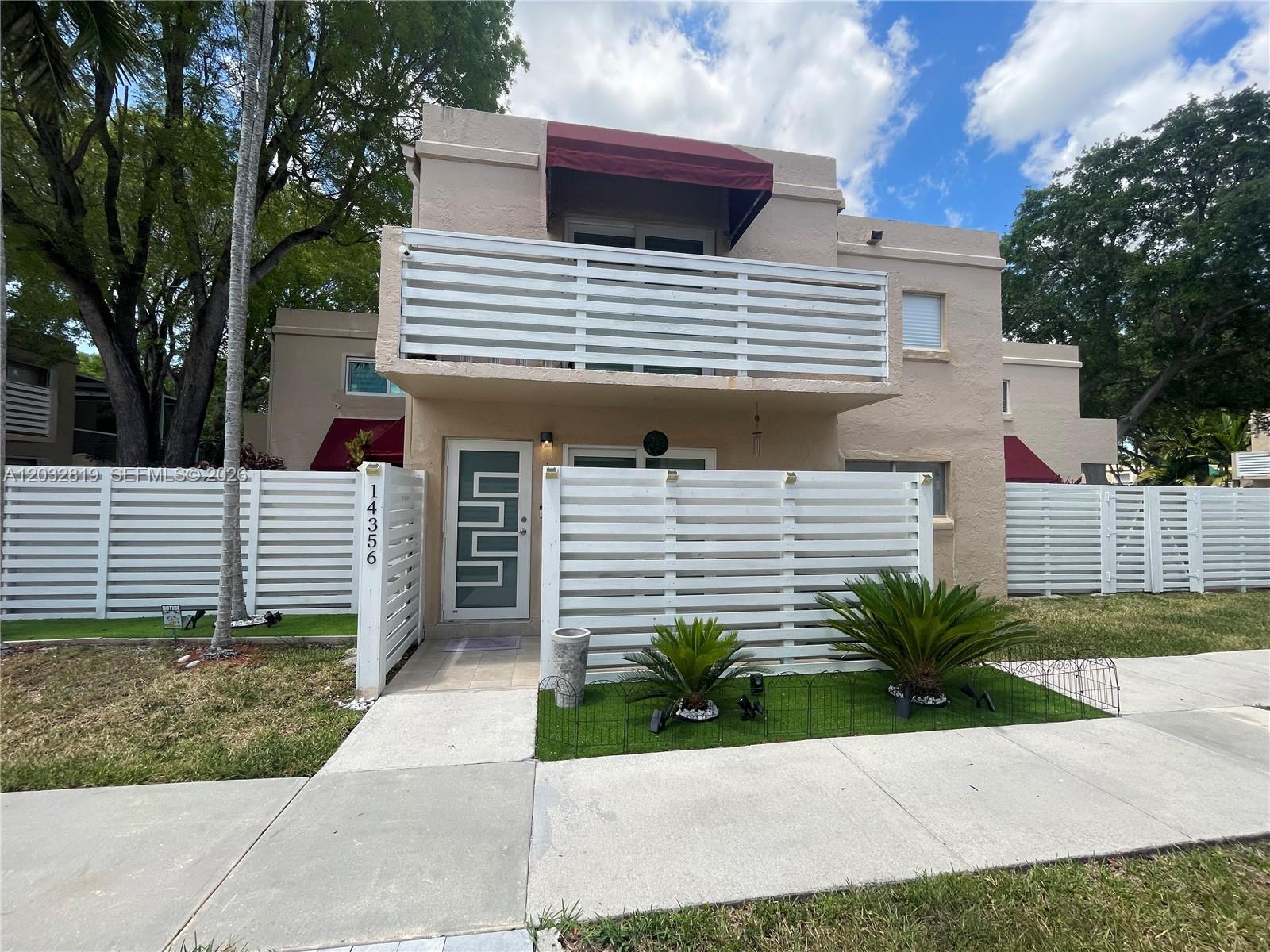 14356 SW 96th Ter, Miami FL 33186