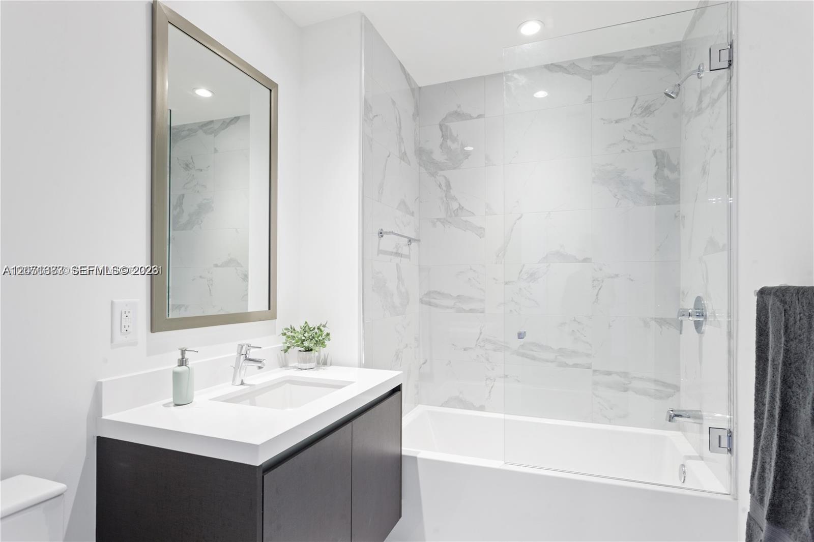 851 NE 1st Ave # 4106 View 11