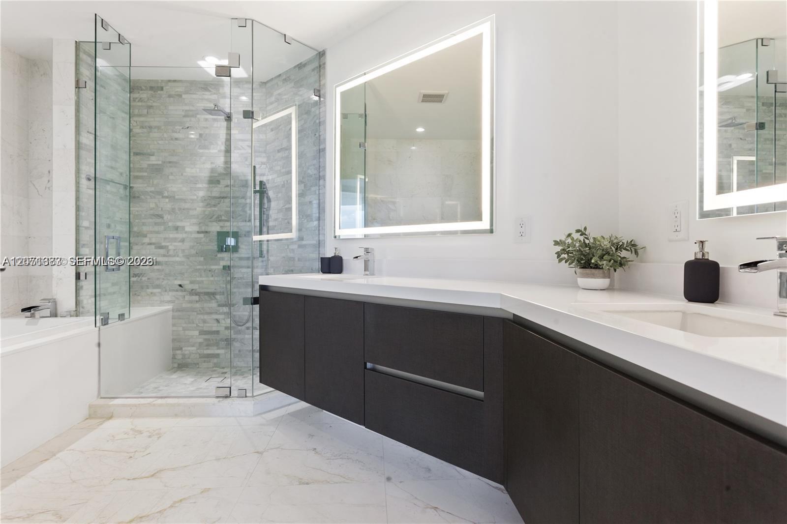 851 NE 1st Ave # 4106 View 9