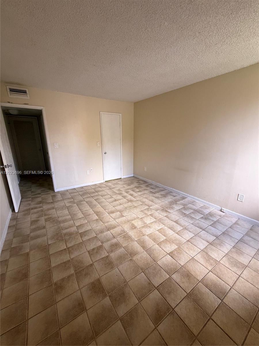 9150 Fontainebleau Blvd # 2 — Photo 4