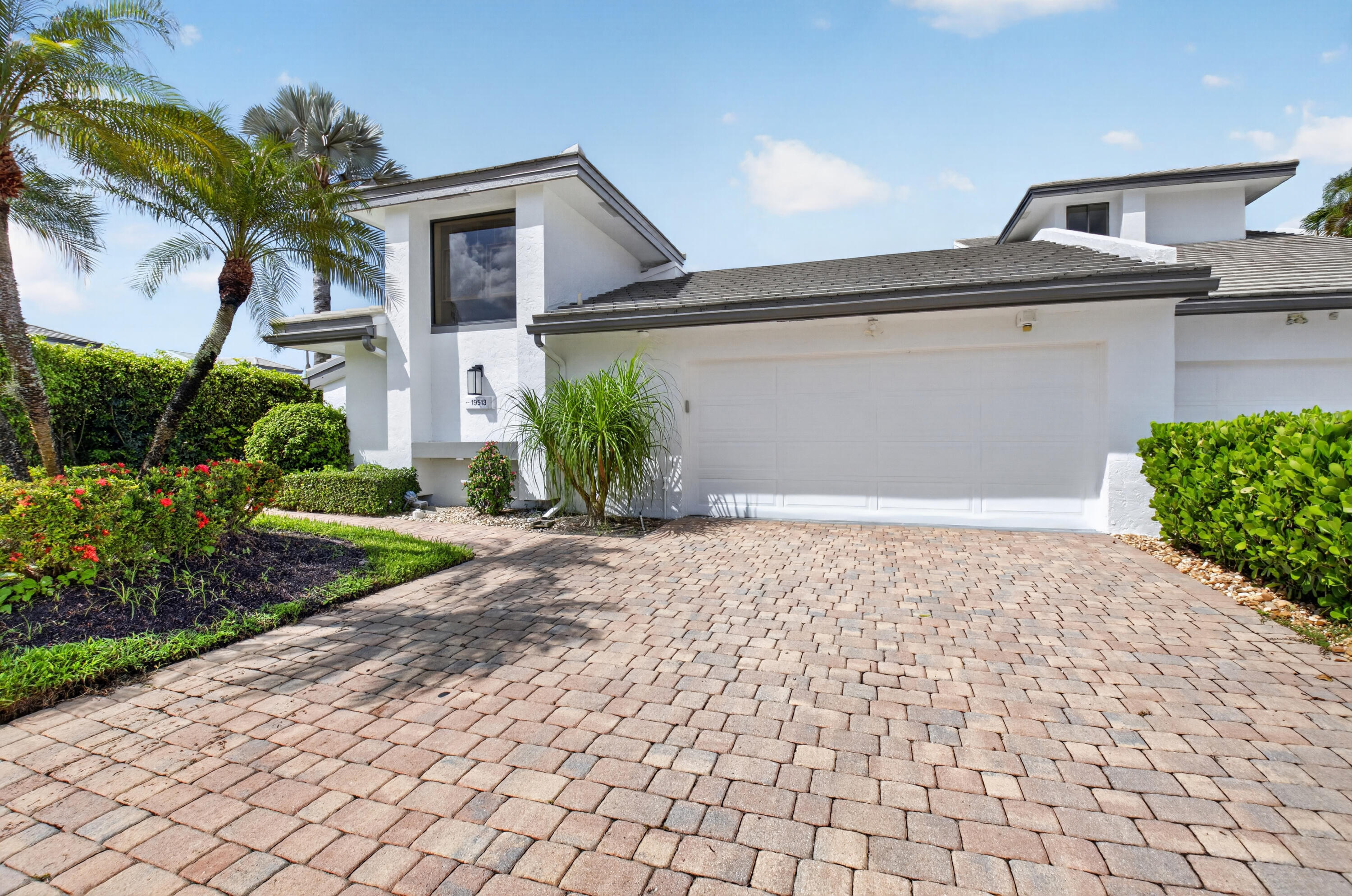 19513 Planters Point Drive — Photo 2
