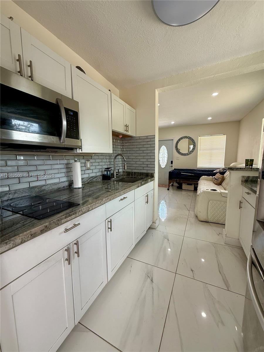 12801 Westview Dr — Photo 4