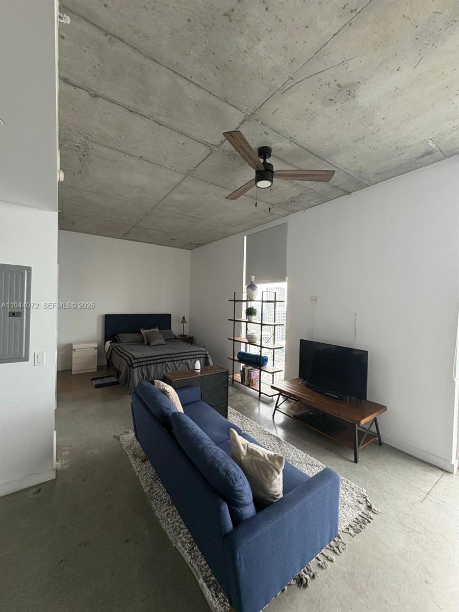 151 SE 1st St # 3404 — Photo 2