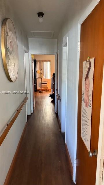 1100 NE 110th St — Photo 4