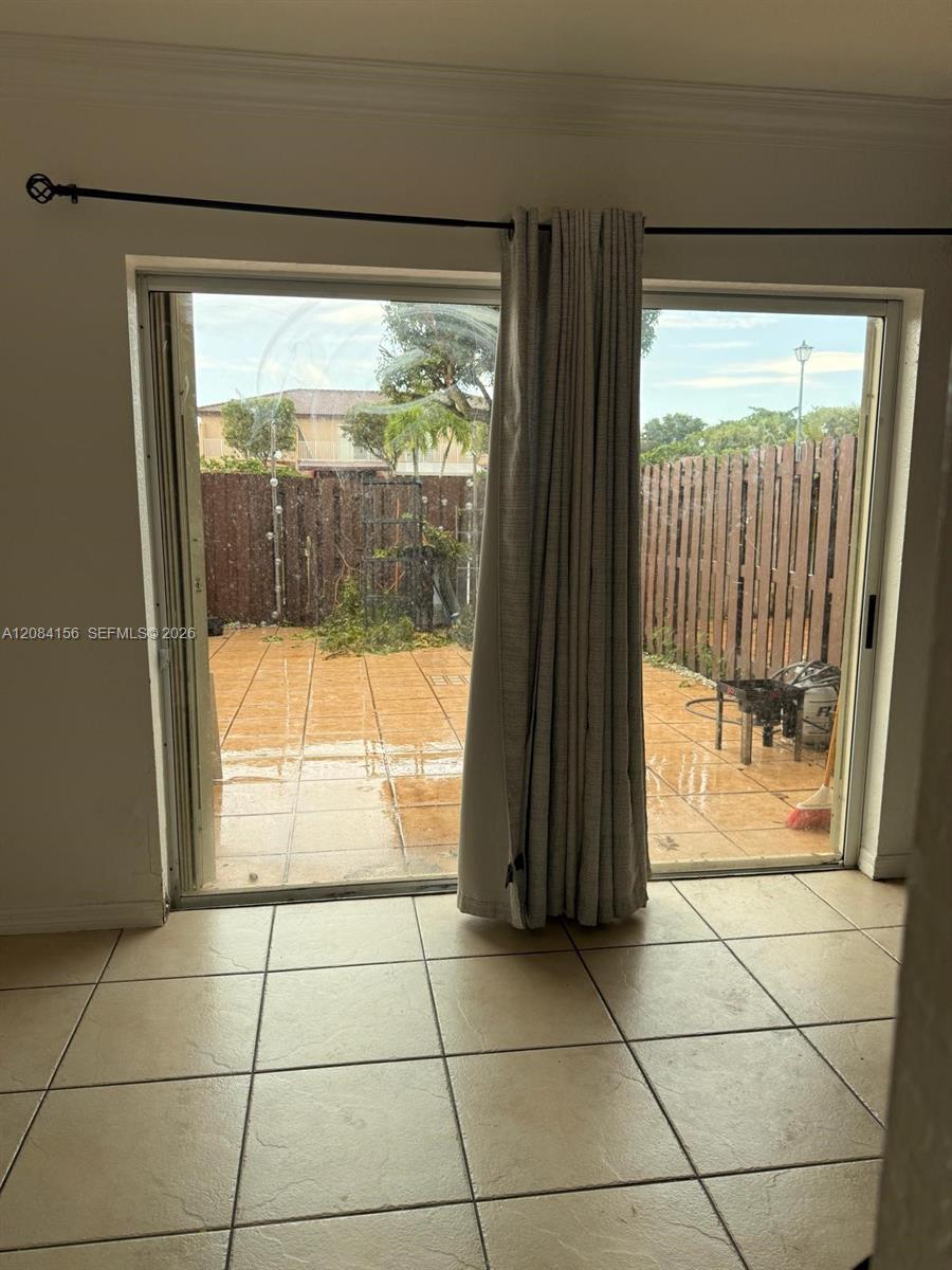 17141 SW 138th Ct — Photo 5