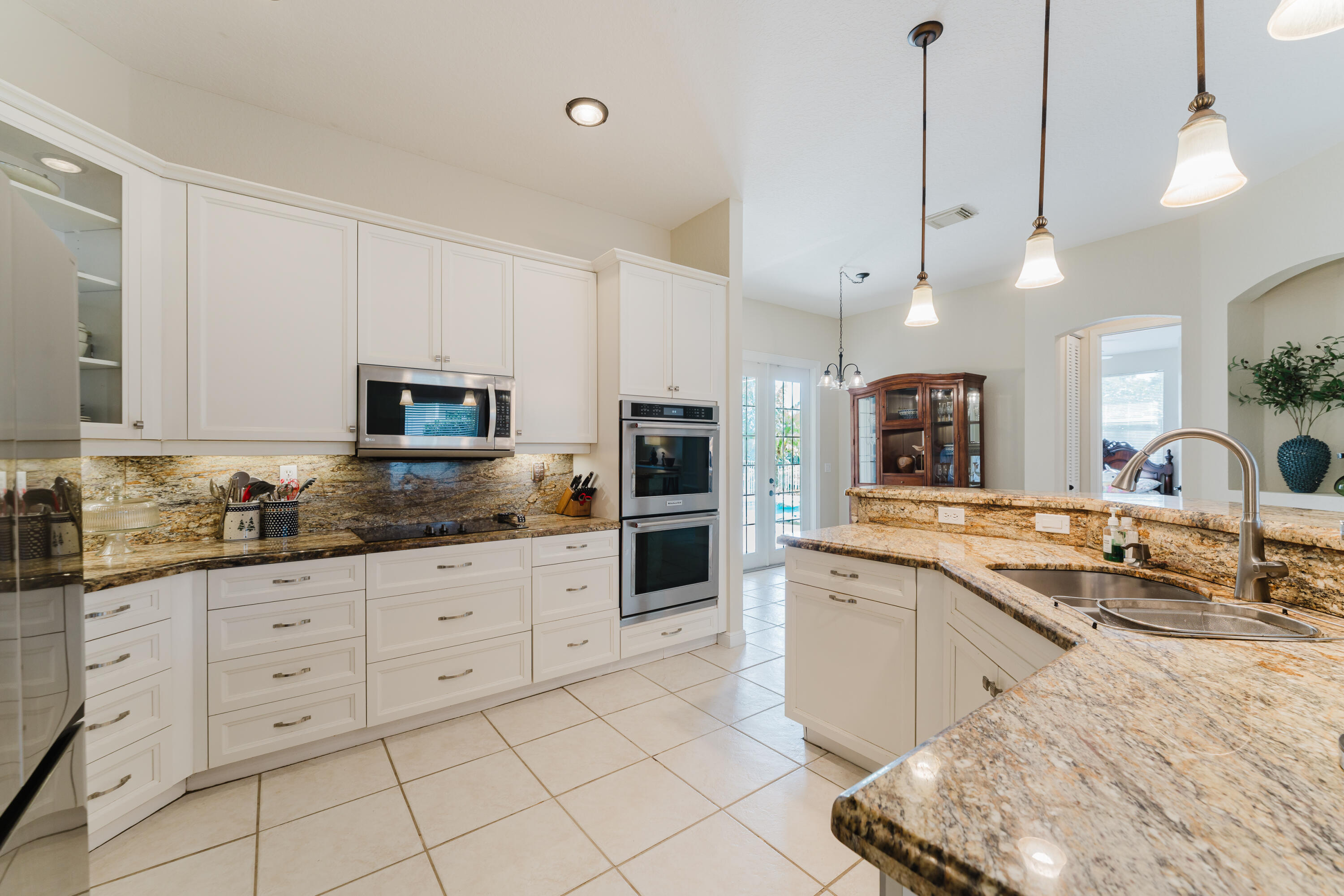 5649 NW 106TH Way — Photo 5