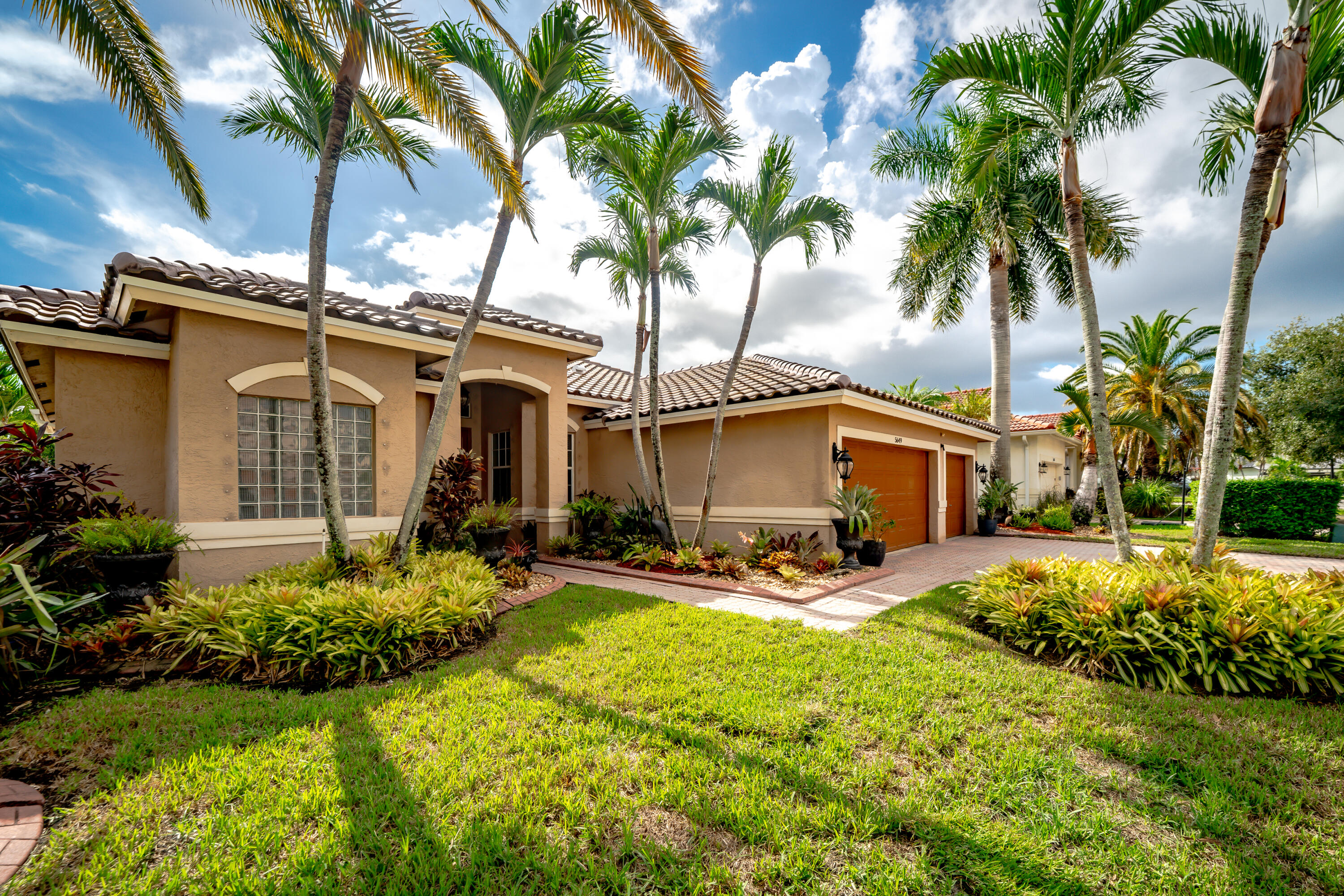 5649 NW 106TH Way — Photo 3