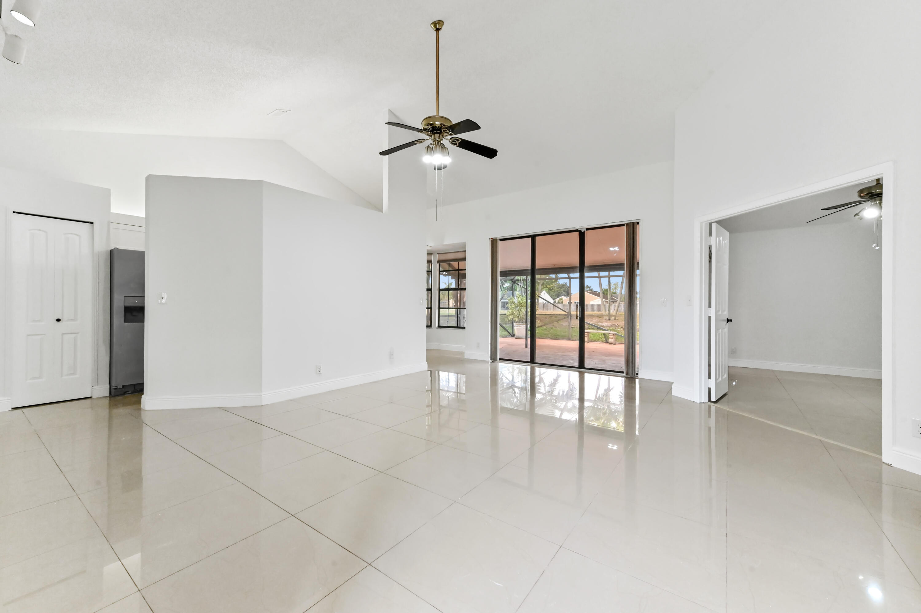 5421 Helene Circle — Photo 4