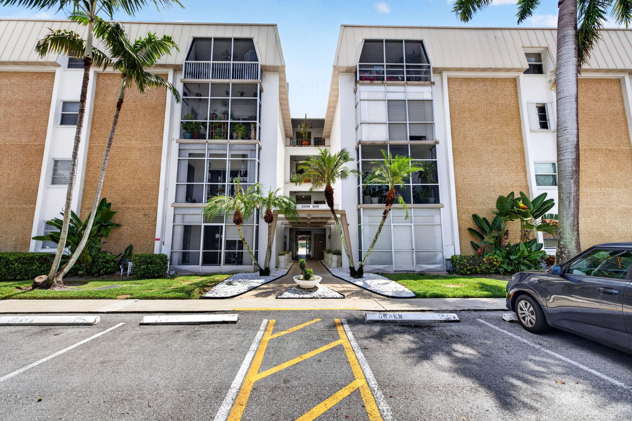 3040 NE 16th Avenue # 110, Oakland Park FL 33334