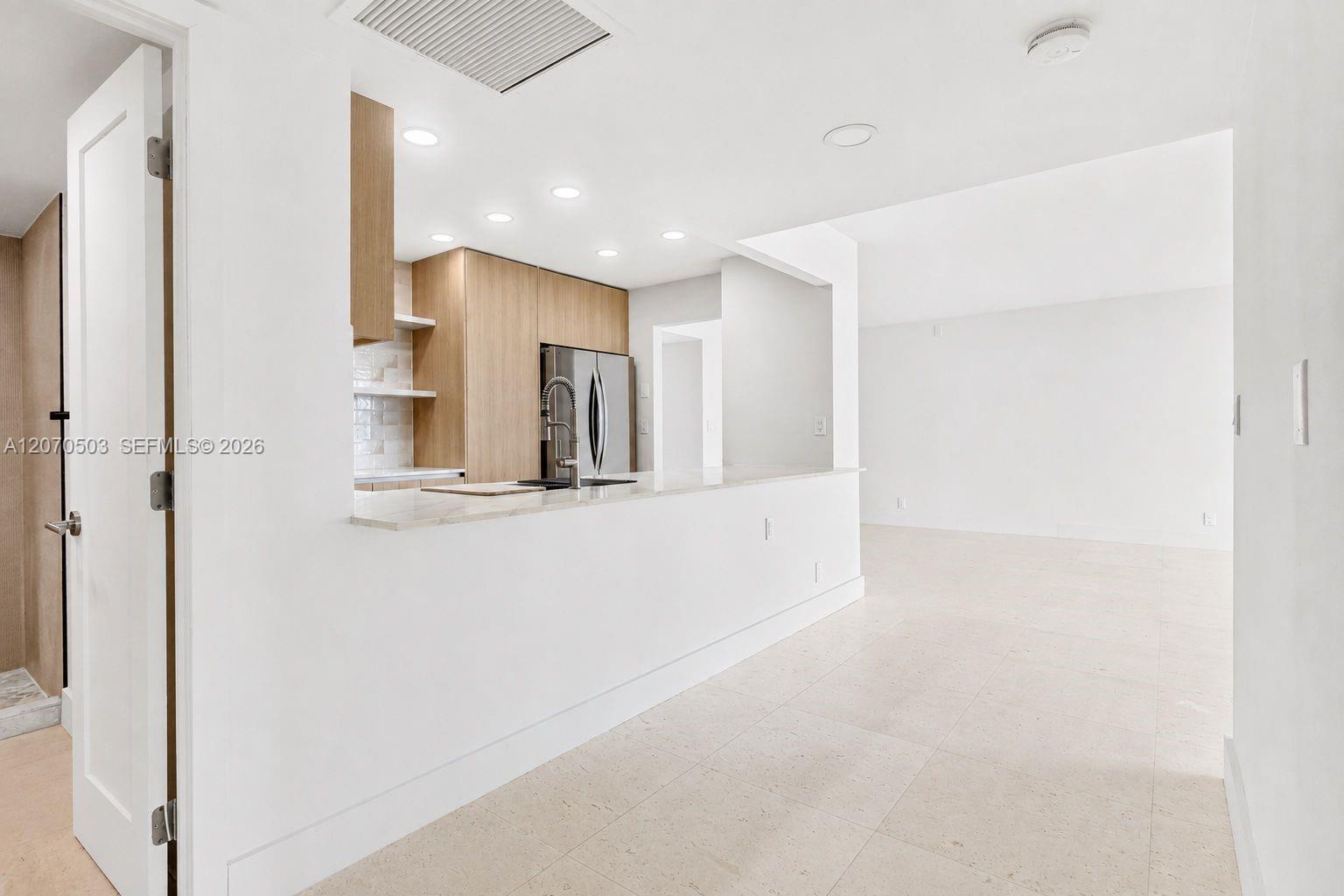 100 Bayview Dr # 1626 View 11