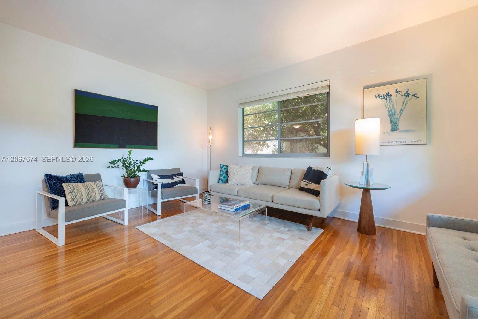 945 10th St # 3, Miami Beach FL 33139