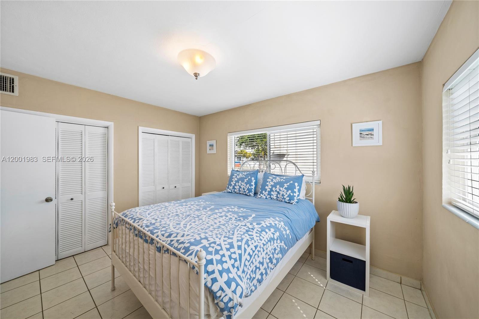 2010 Calais Dr View 12