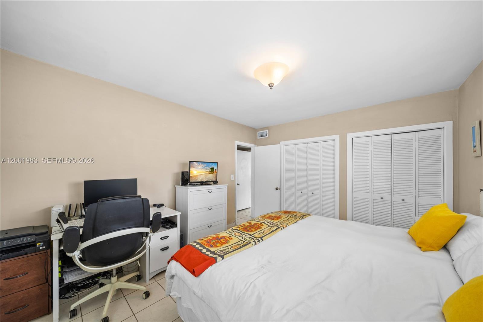 2010 Calais Dr View 15