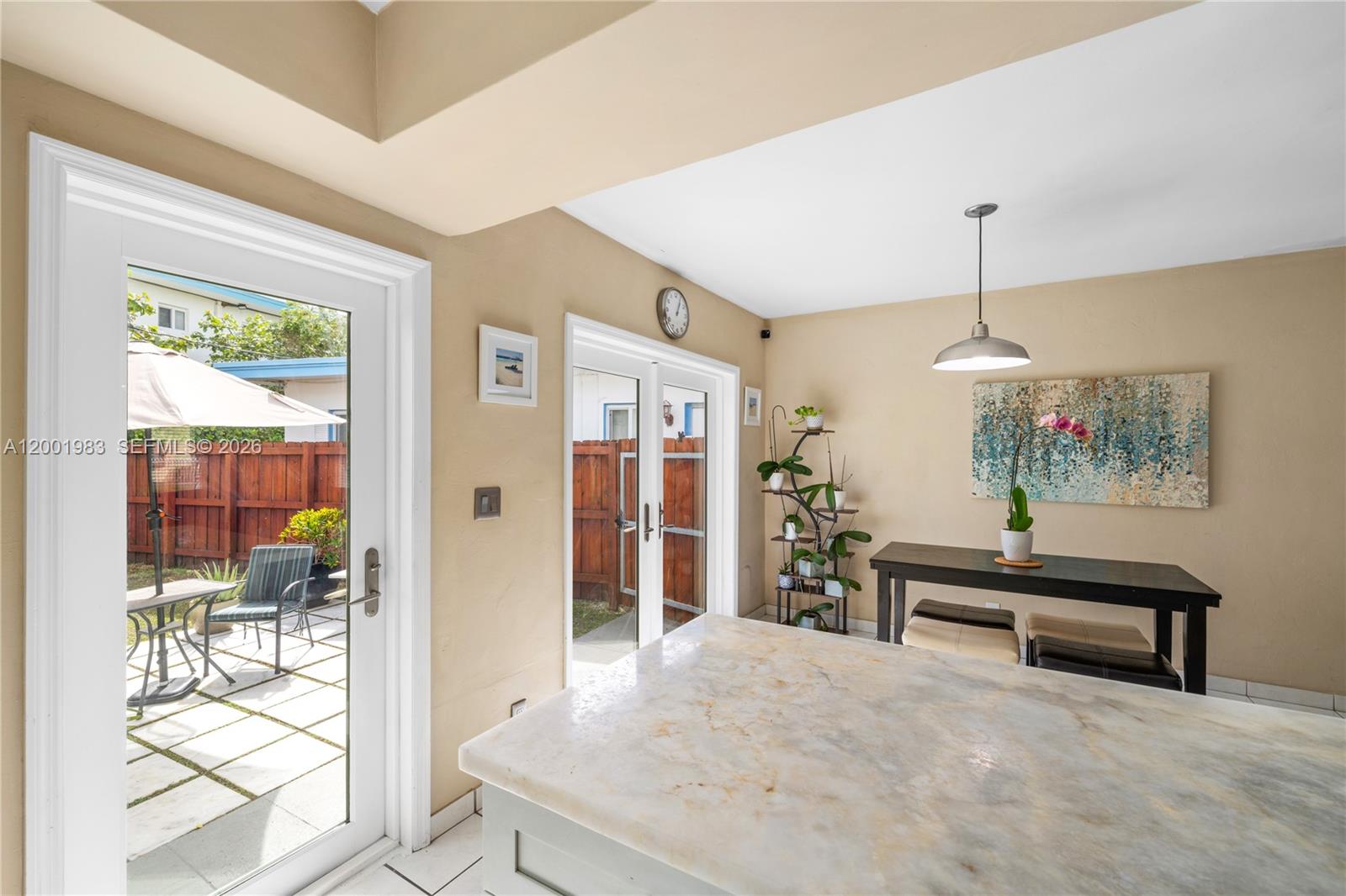2010 Calais Dr View 4