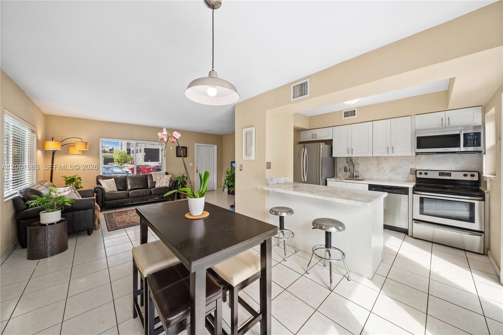 2010 Calais Dr View 5