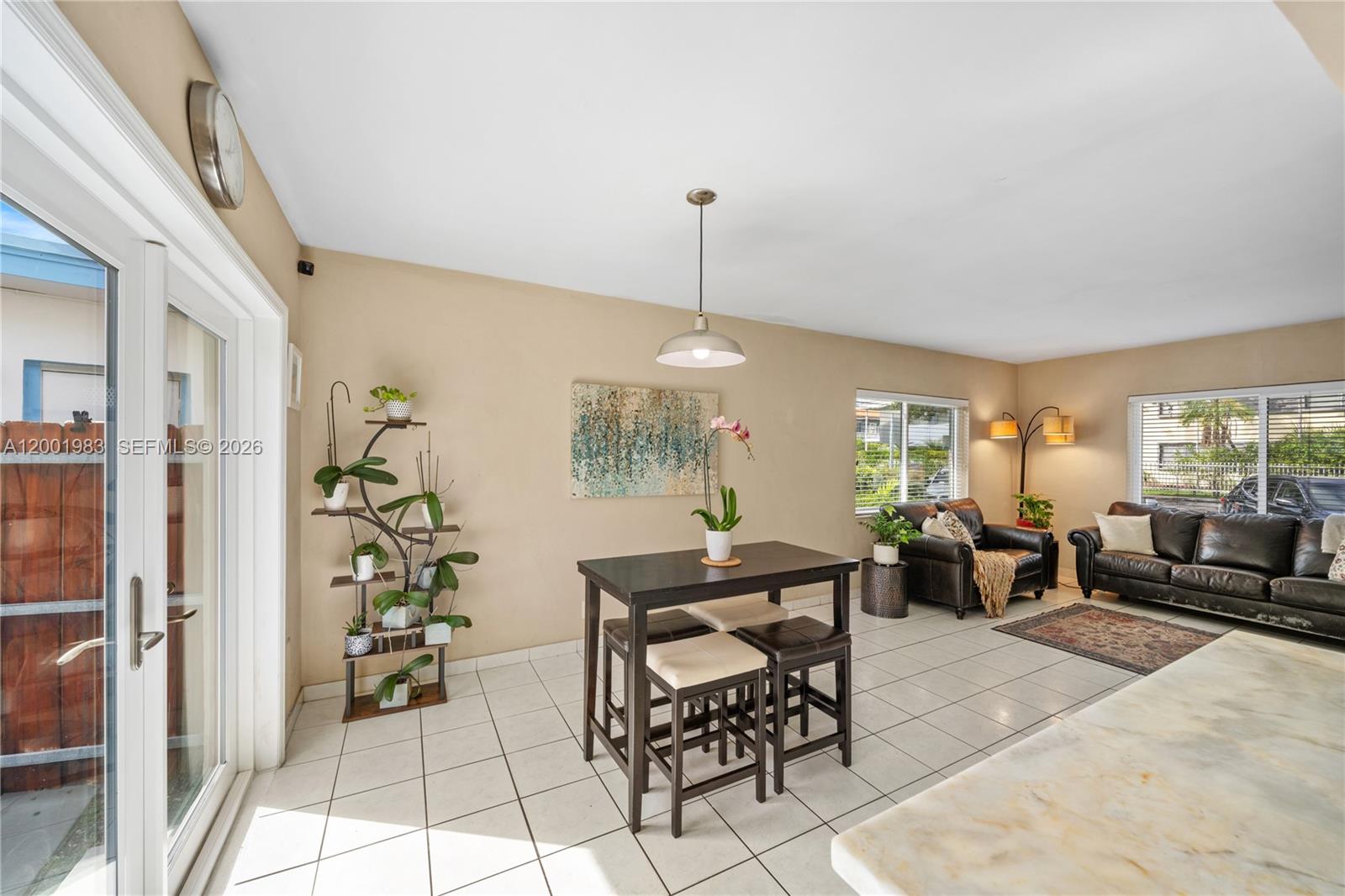 2010 Calais Dr View 6