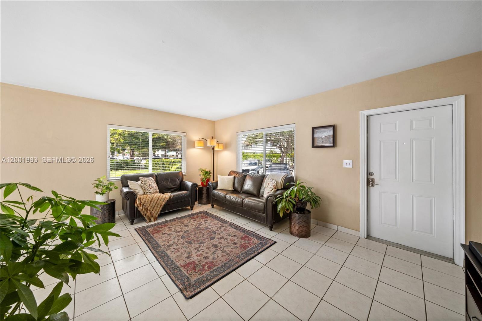 2010 Calais Dr View 9