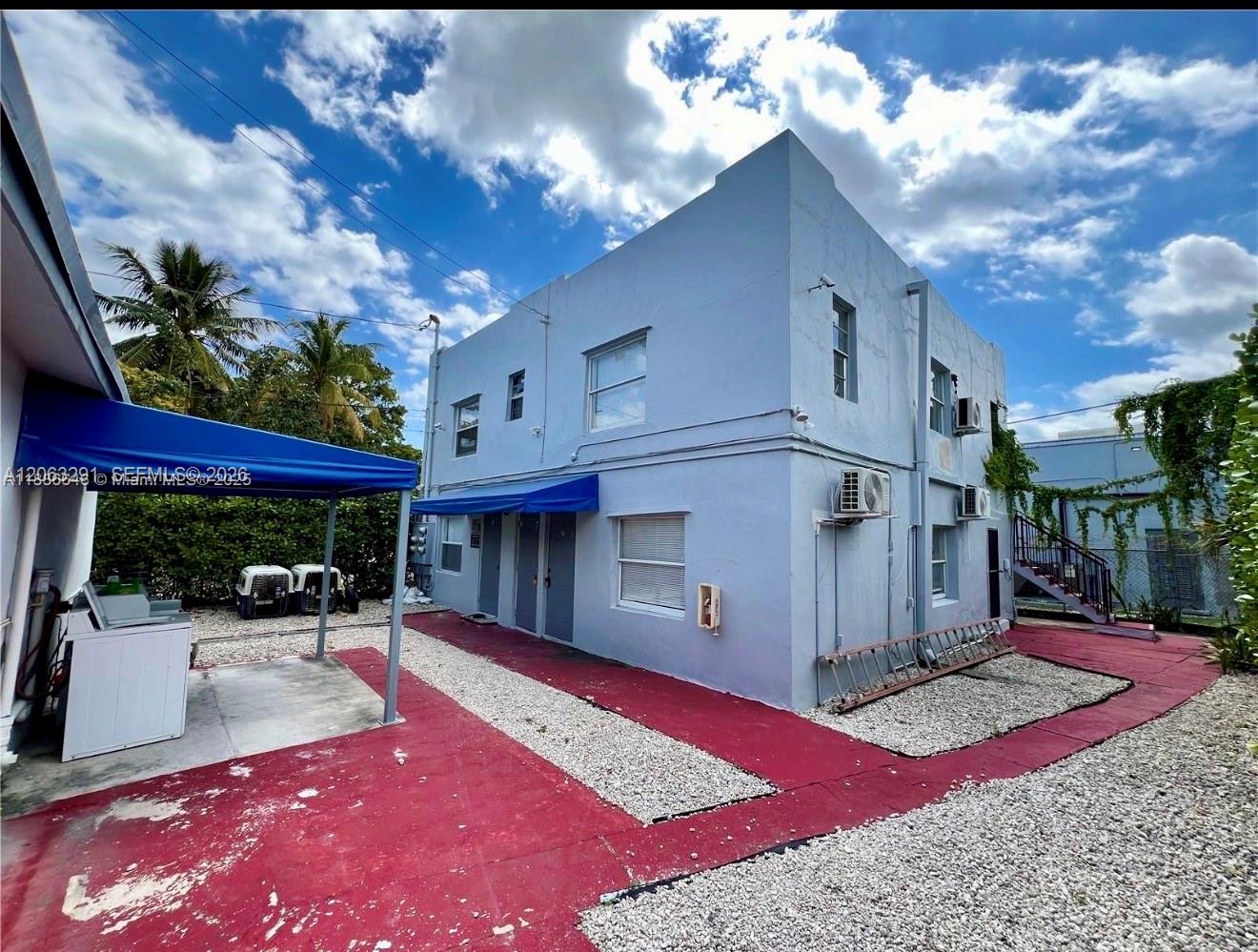 548 NW 30th St # 2, Miami FL 33127