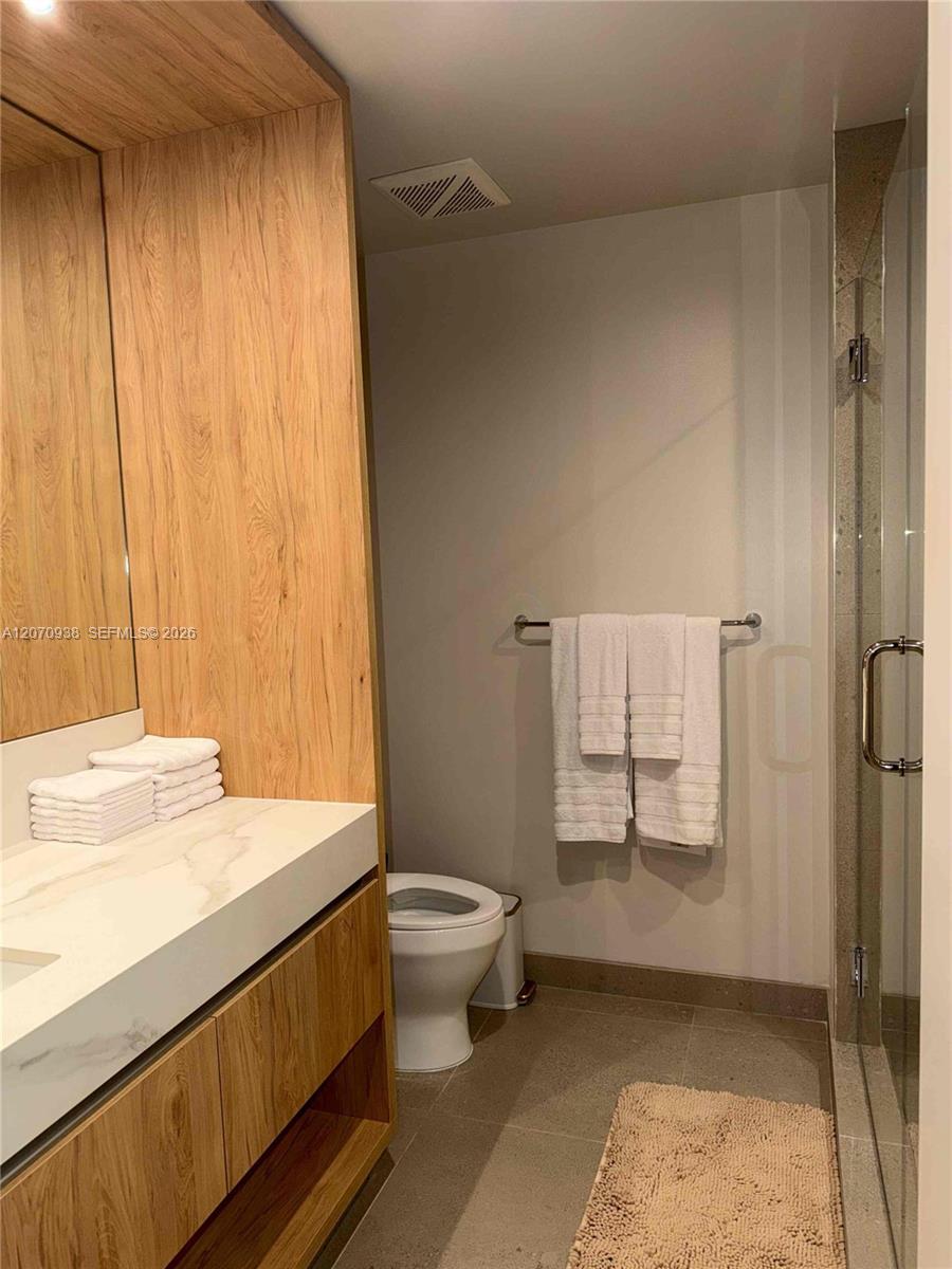 11 NE 6th St # 705 View 14