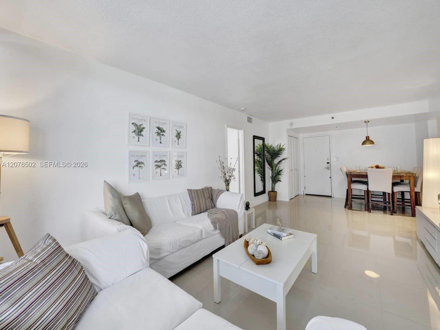 5225 Collins Ave # 1516 — Photo 4