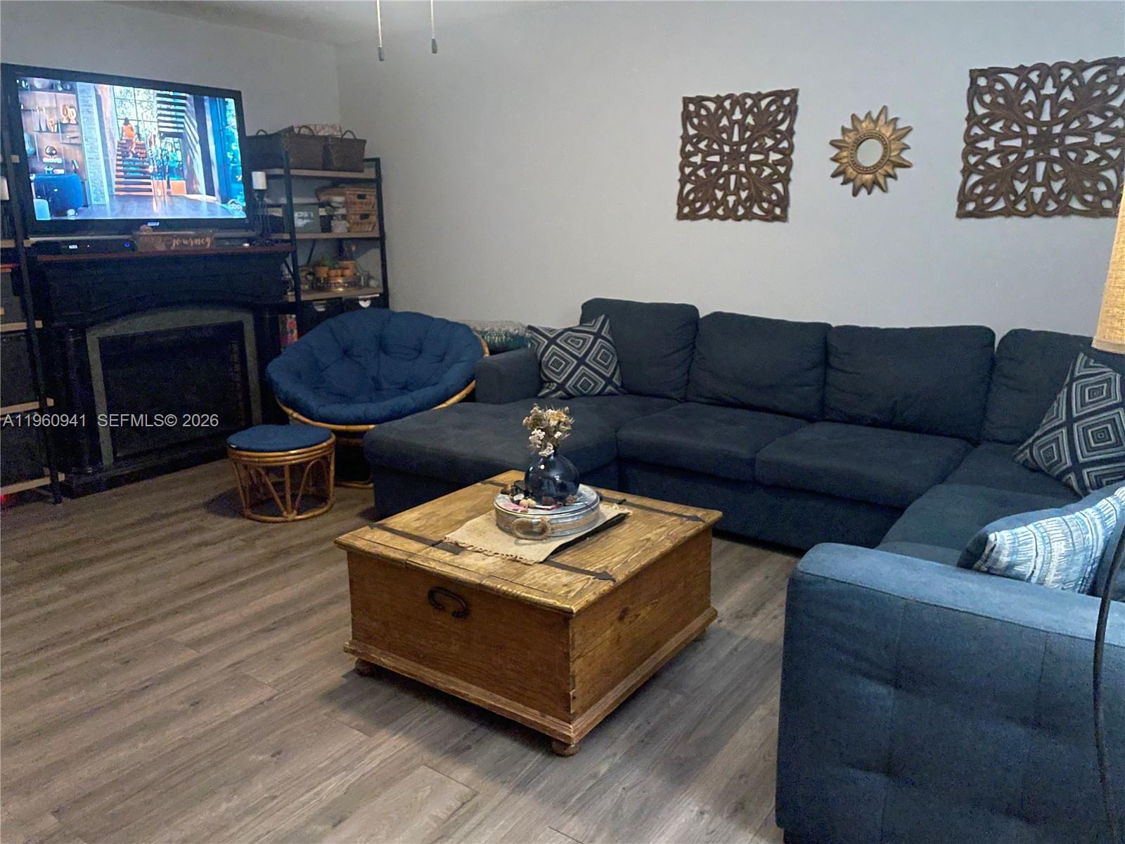 1401 SW 134th Way # 305C, Pembroke Pines FL 33027