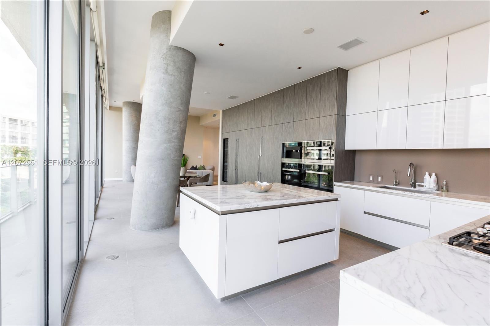 2675 S Bayshore Dr # 602S — Photo 4