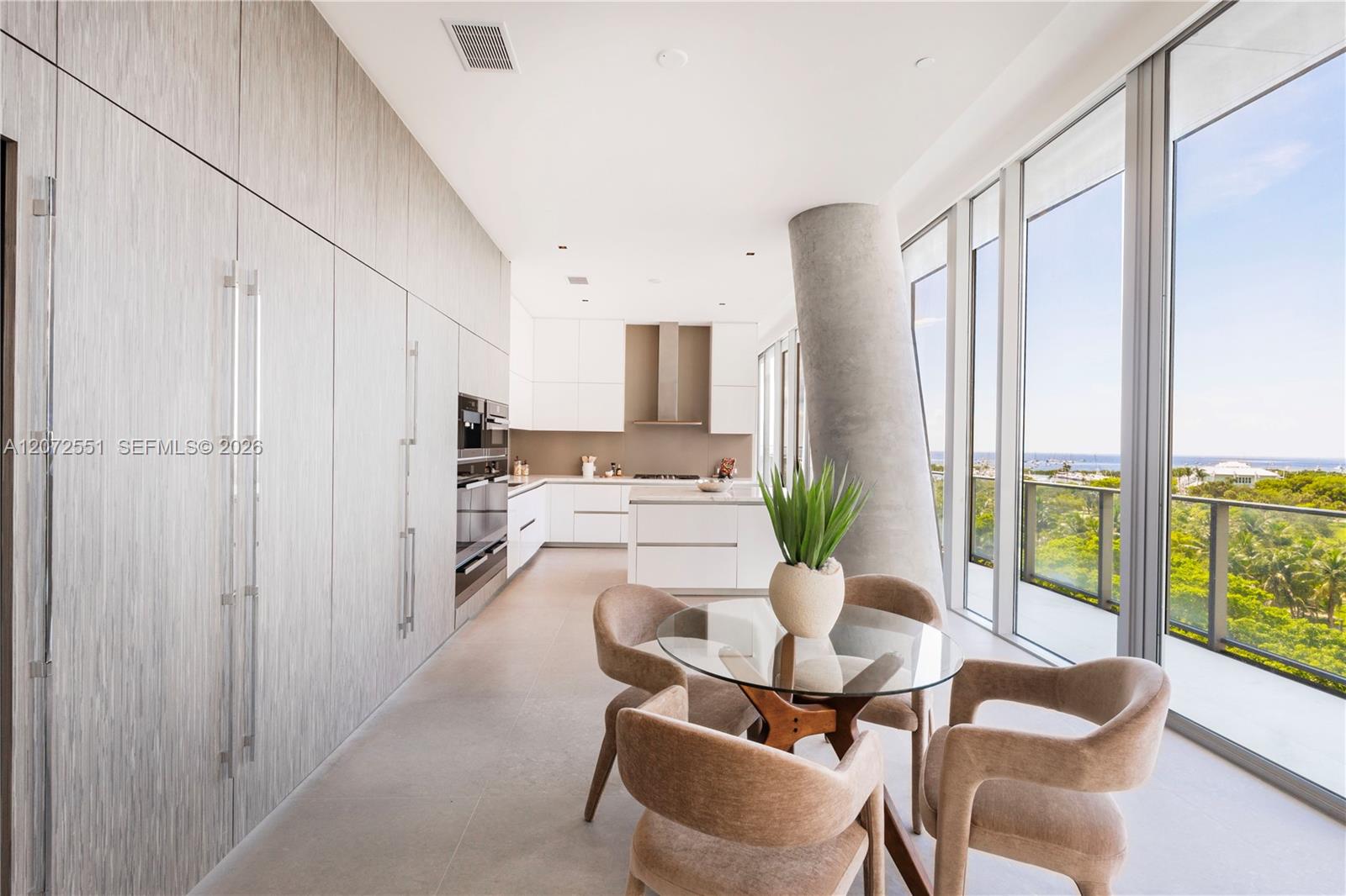 2675 S Bayshore Dr # 602S — Photo 5