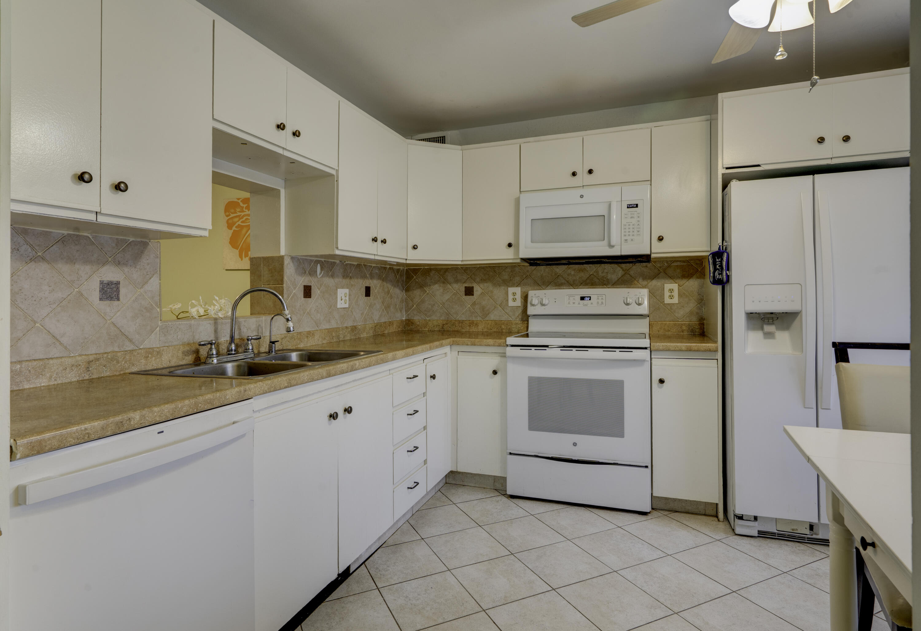 3102 Portofino Point # K3 — Photo 3