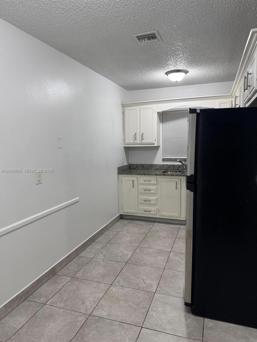 1746 N 3rd Ave N # 3 — Photo 3