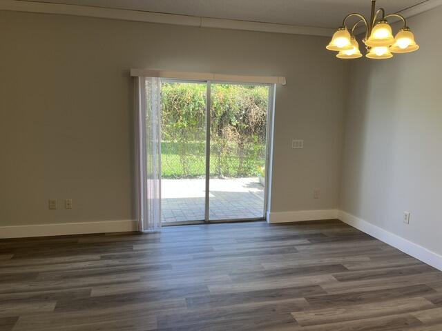 651 S SWINTON Avenue # D — Photo 4