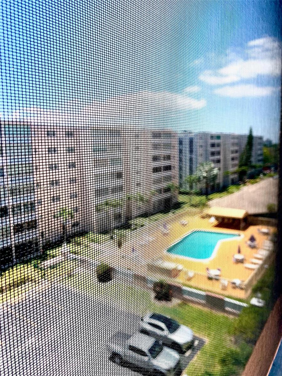 501 NE 14th Ave # 601 View 10