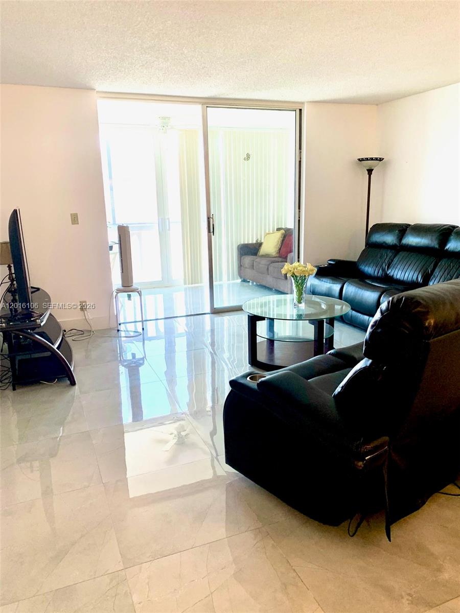 501 NE 14th Ave # 601 View 5
