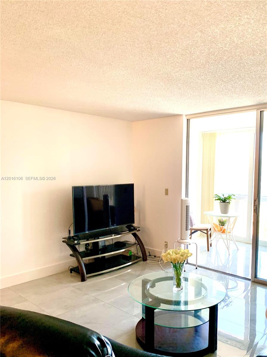 501 NE 14th Ave # 601 View 6